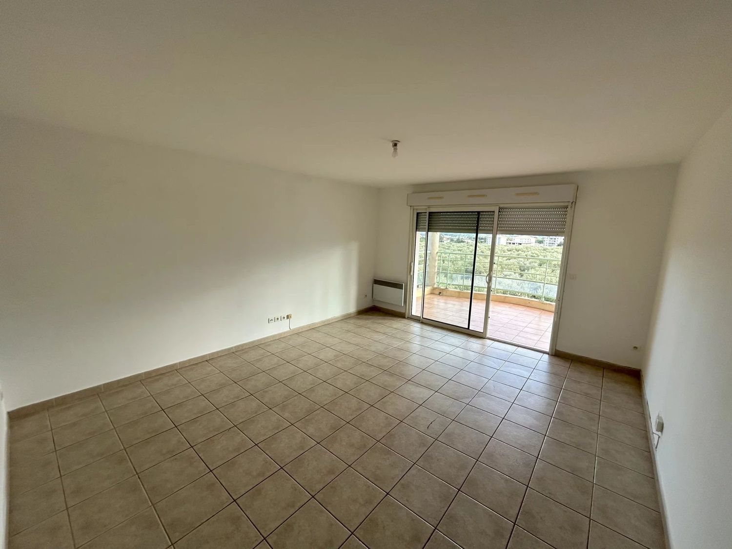 Appartement à louer, 73m², Lucciana