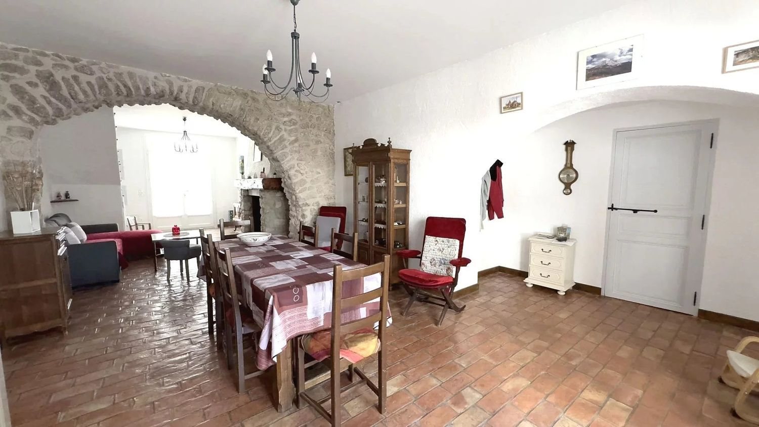 Maison à vendre, 275m², Saint-Cannat