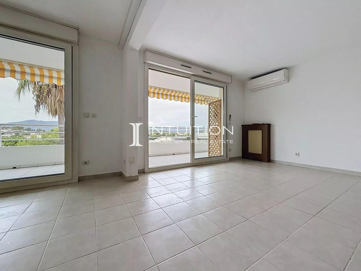Appartement à louer, 92m², Le Cannet