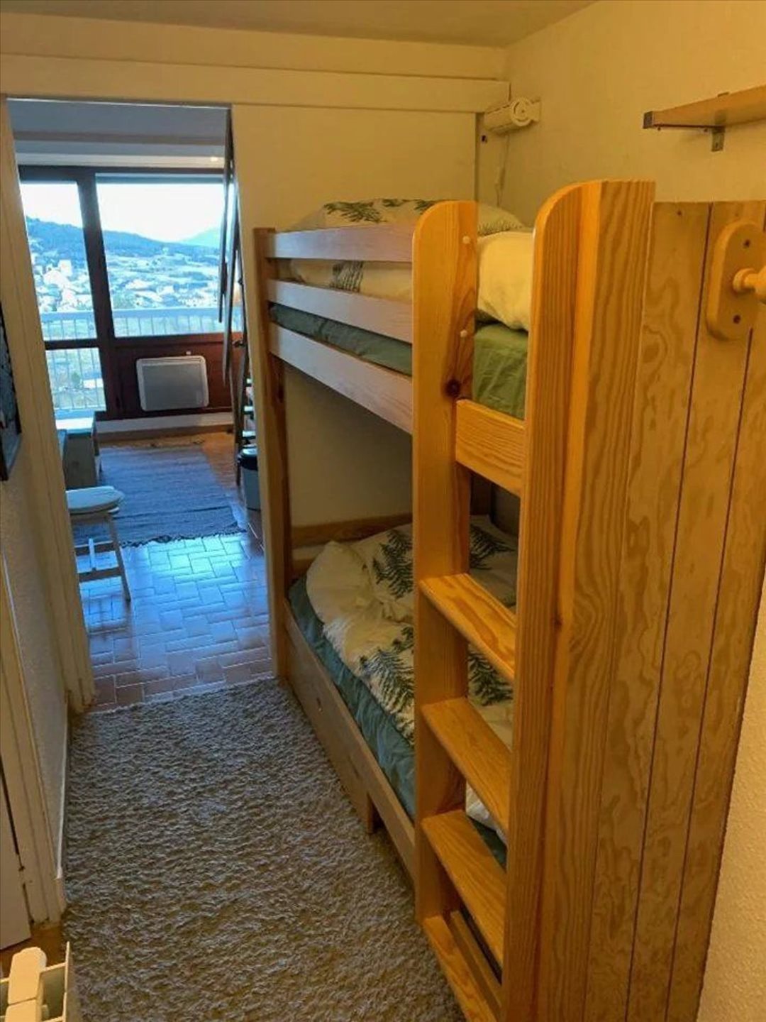 Appartement à louer, 39m², La Cluse-et-Mijoux
