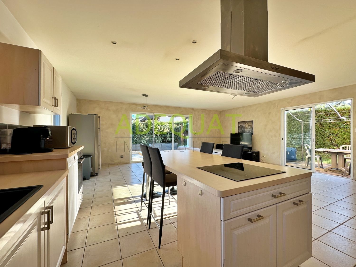 Maison à vendre, 121m², Frontonas