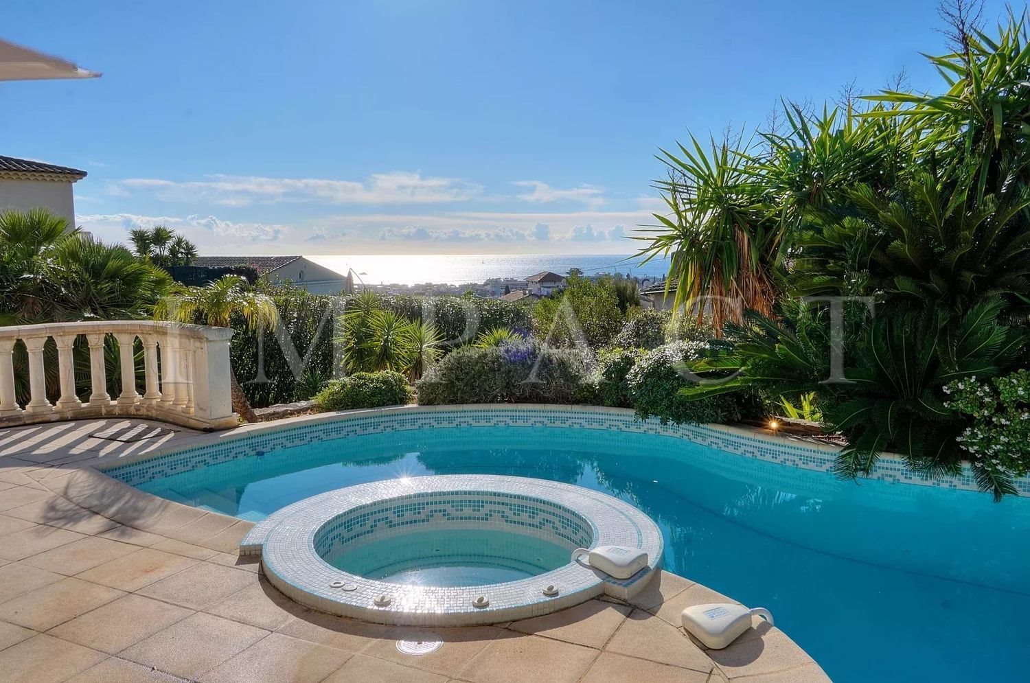 Maison à louer, 280m², Cannes