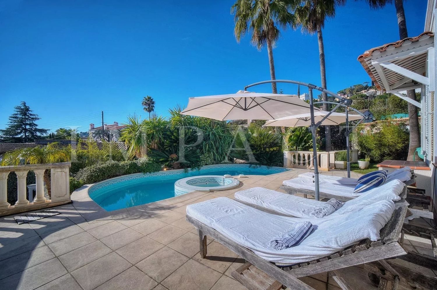 Maison à louer, 280m², Cannes