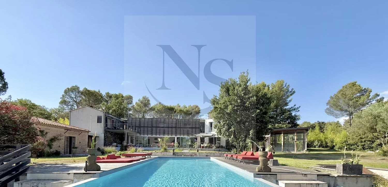 Maison à vendre, 550m², Saint-Marc-Jaumegarde