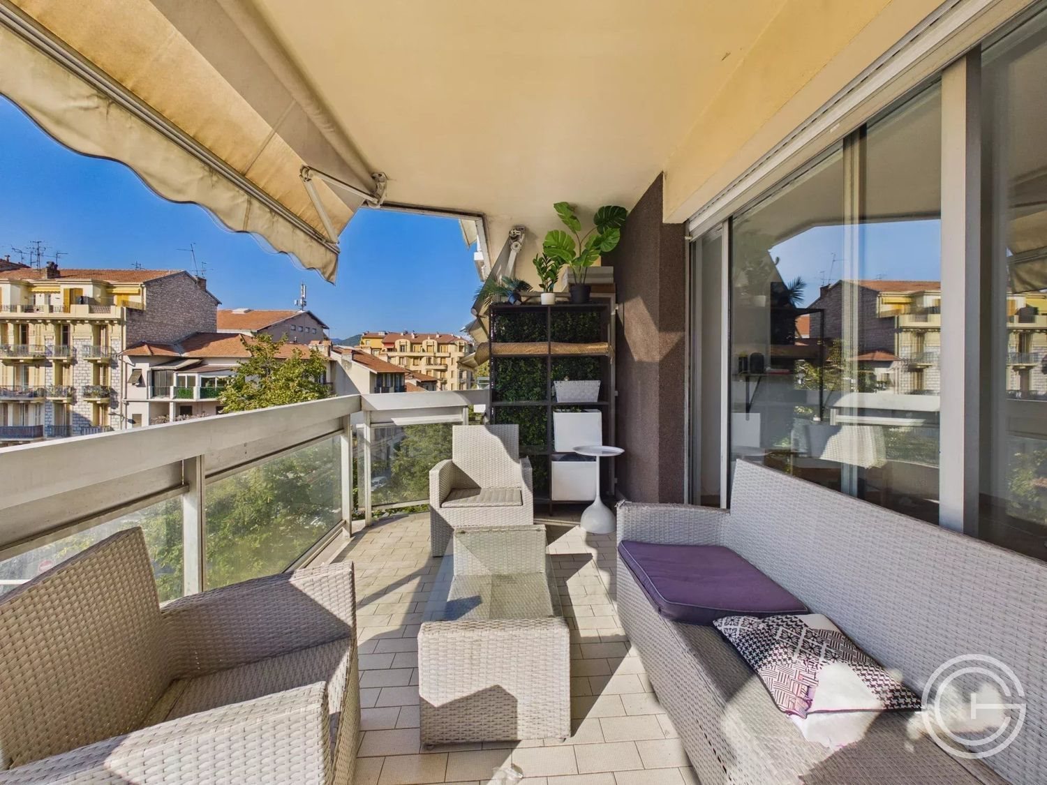 Appartement à louer, 69m², Nice