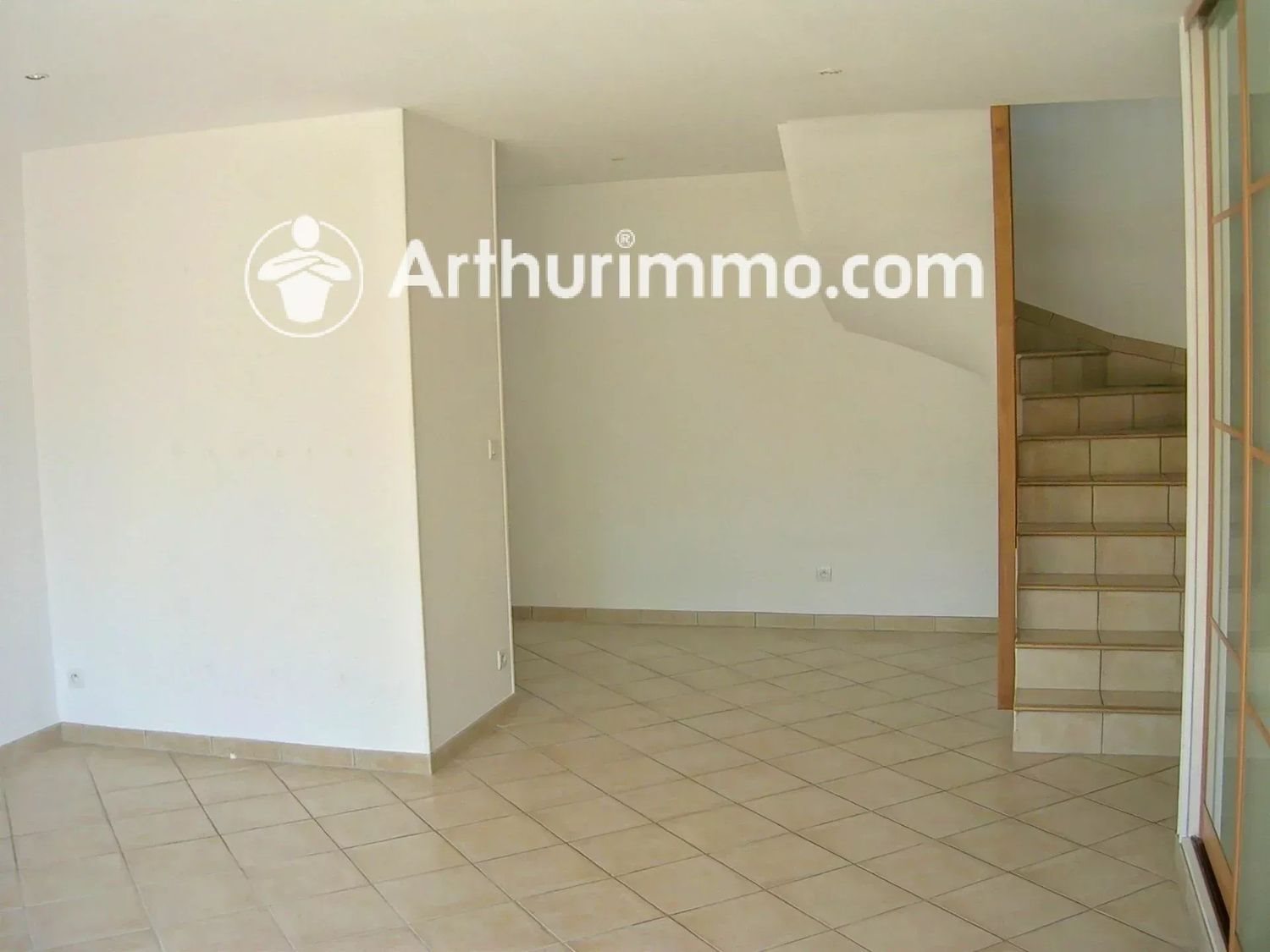 Maison à louer, 144m², Quincieux
