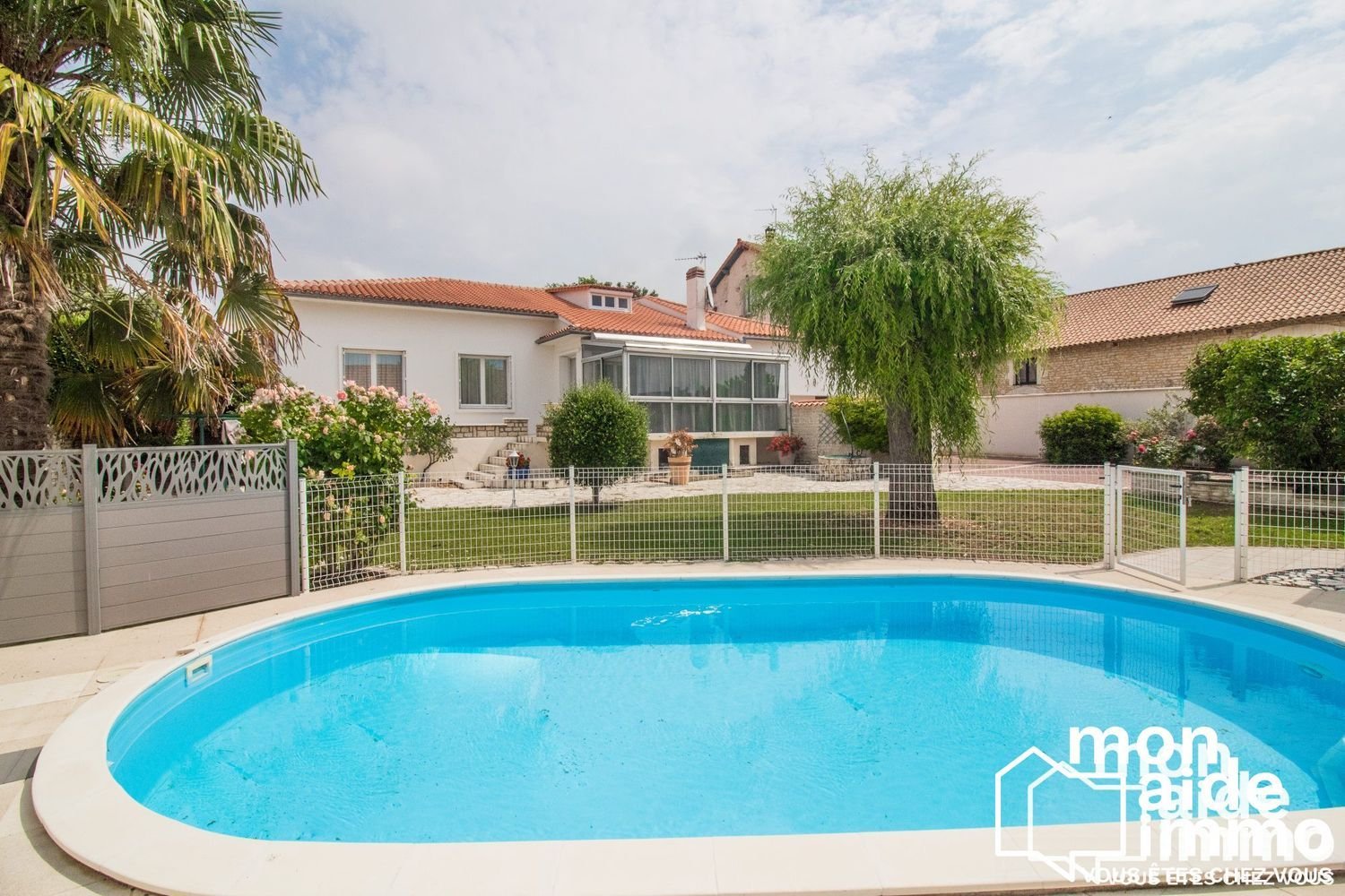 Maison à vendre, 220m², Mansle