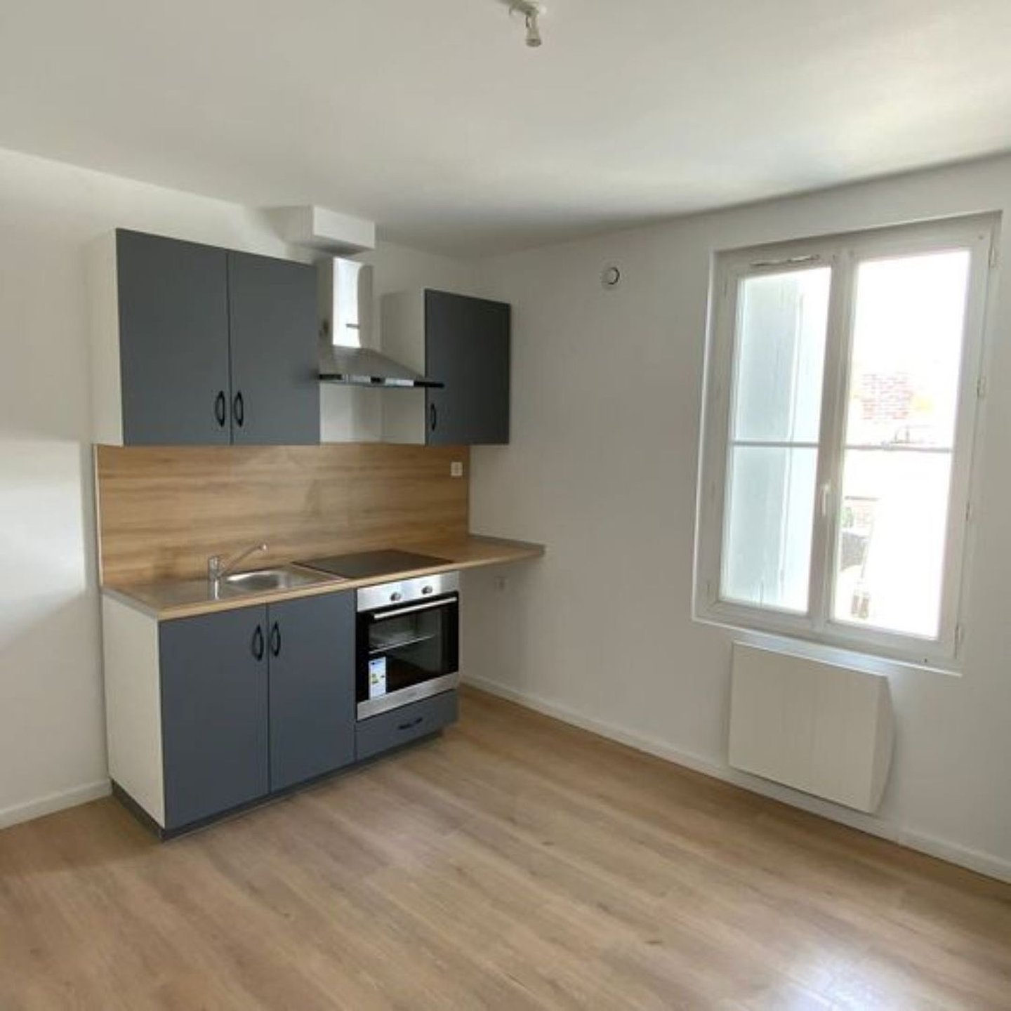 Appartement à louer, 30m², Caudebec-lès-Elbeuf