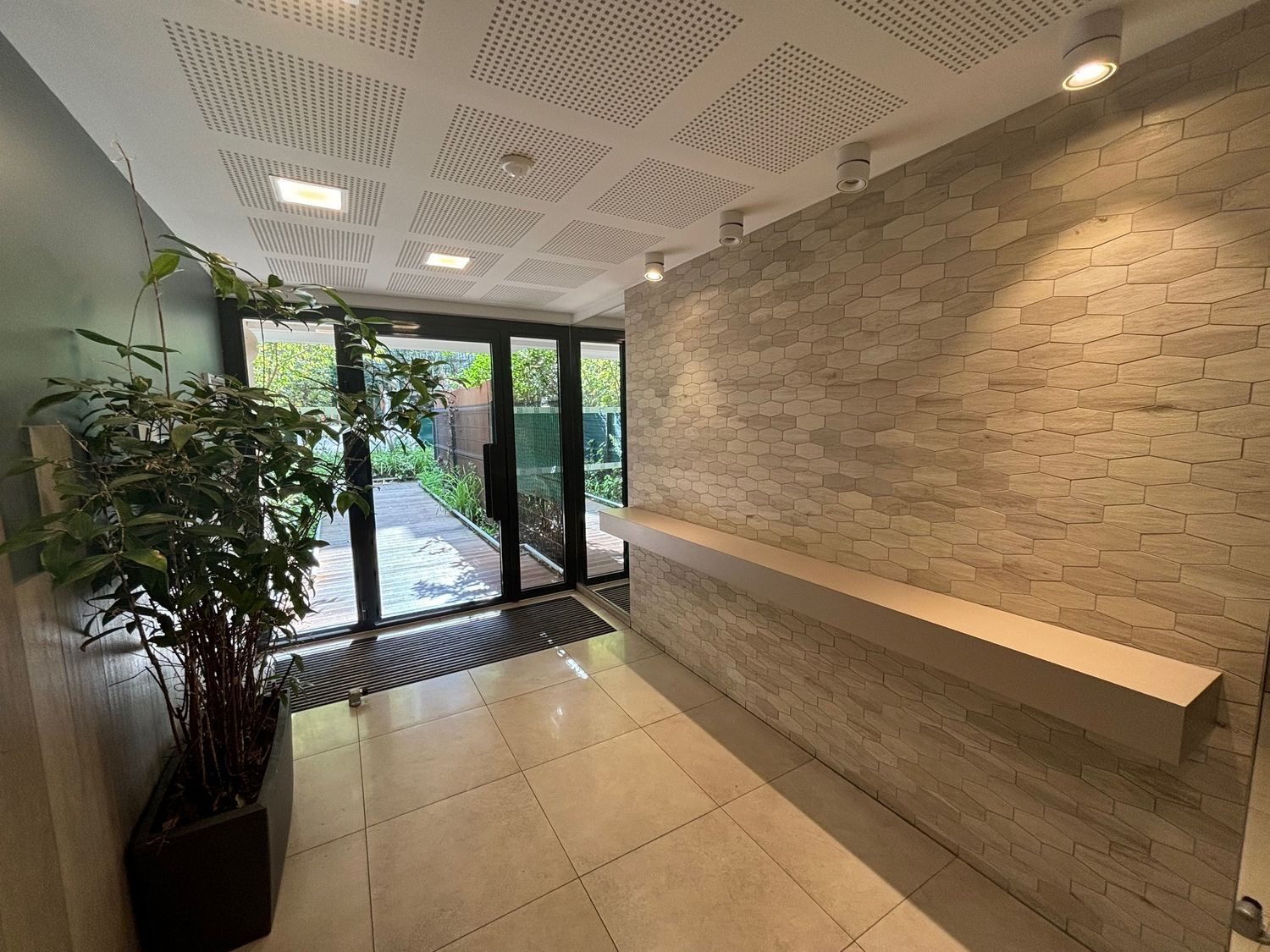 Appartement à louer, 59m², Romainville