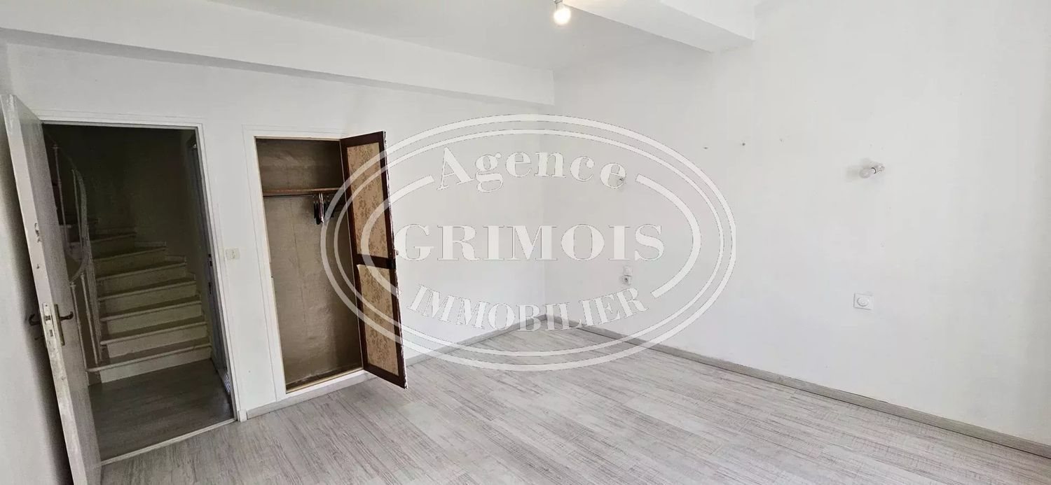 Maison à vendre, 107m², Douzens