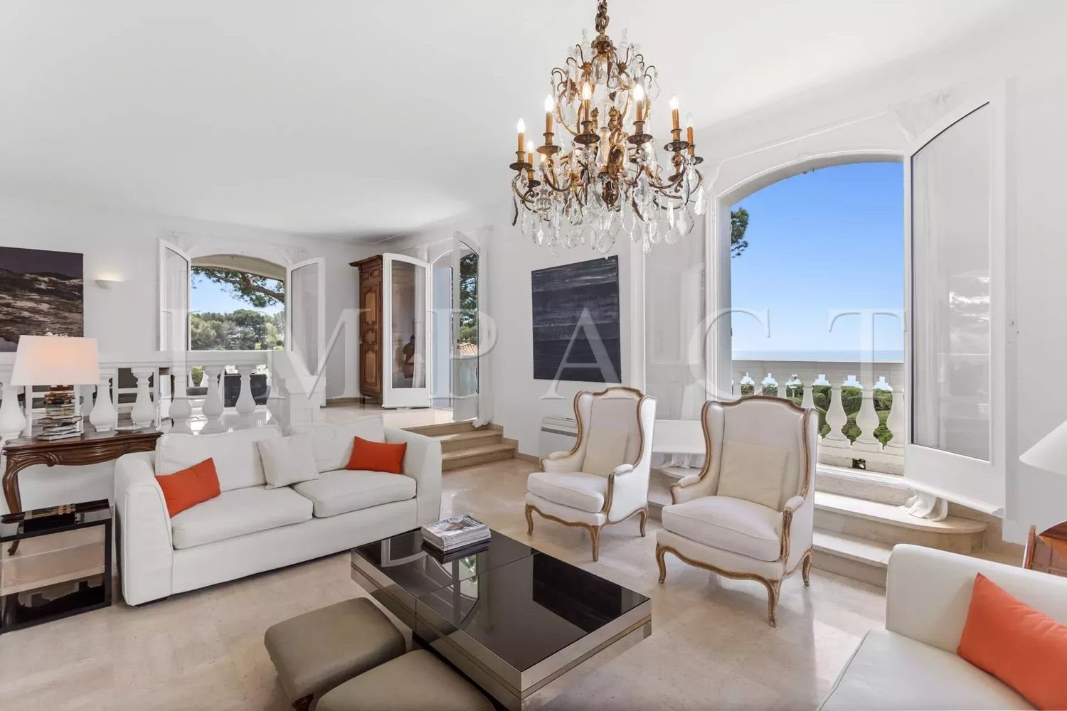 Maison à louer, 300m², Vallauris