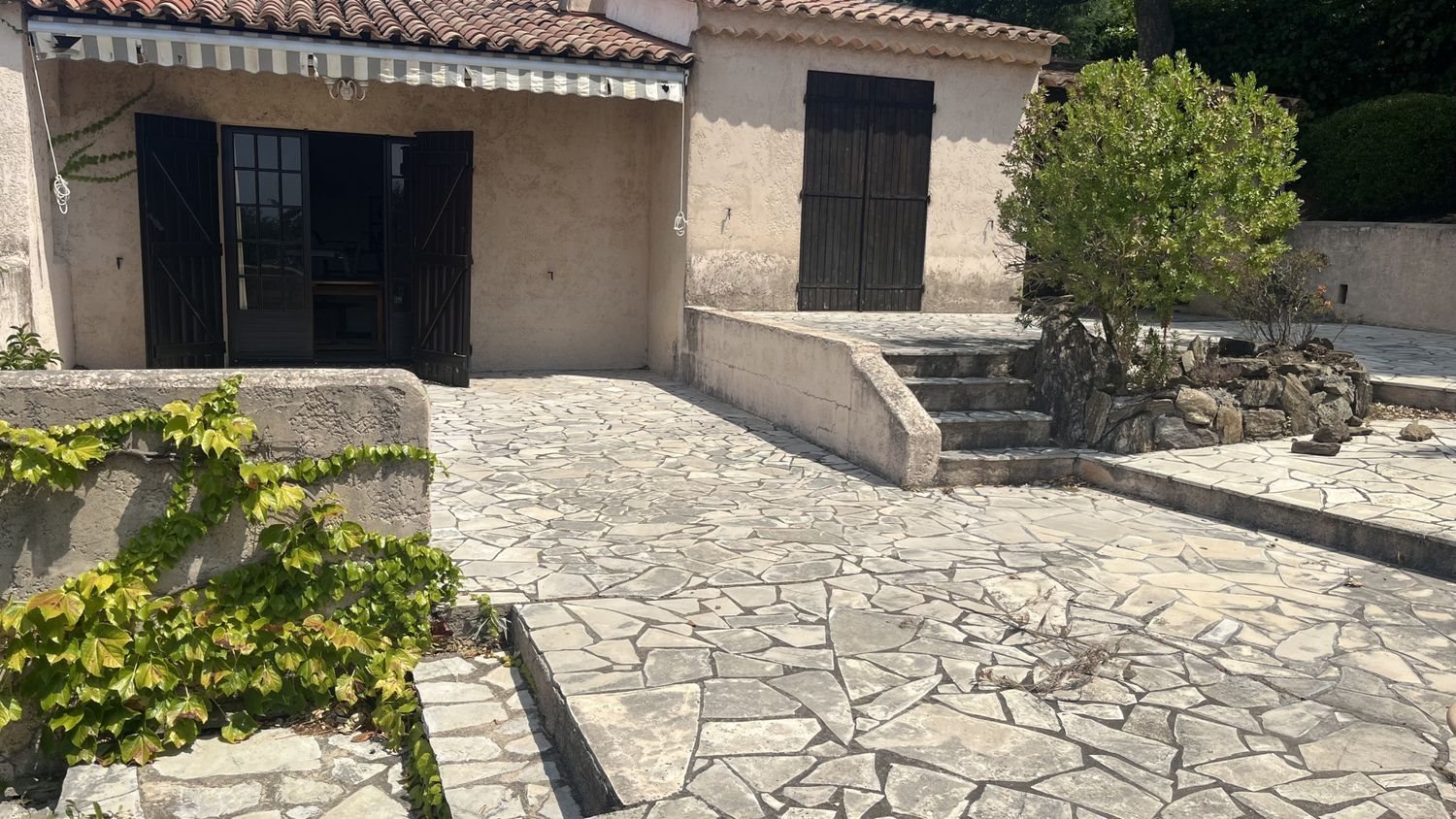 Maison à vendre, 150m², Roquebrune-sur-Argens