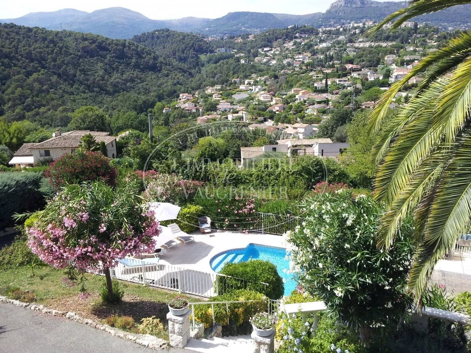 Maison à vendre, 200m², Vence