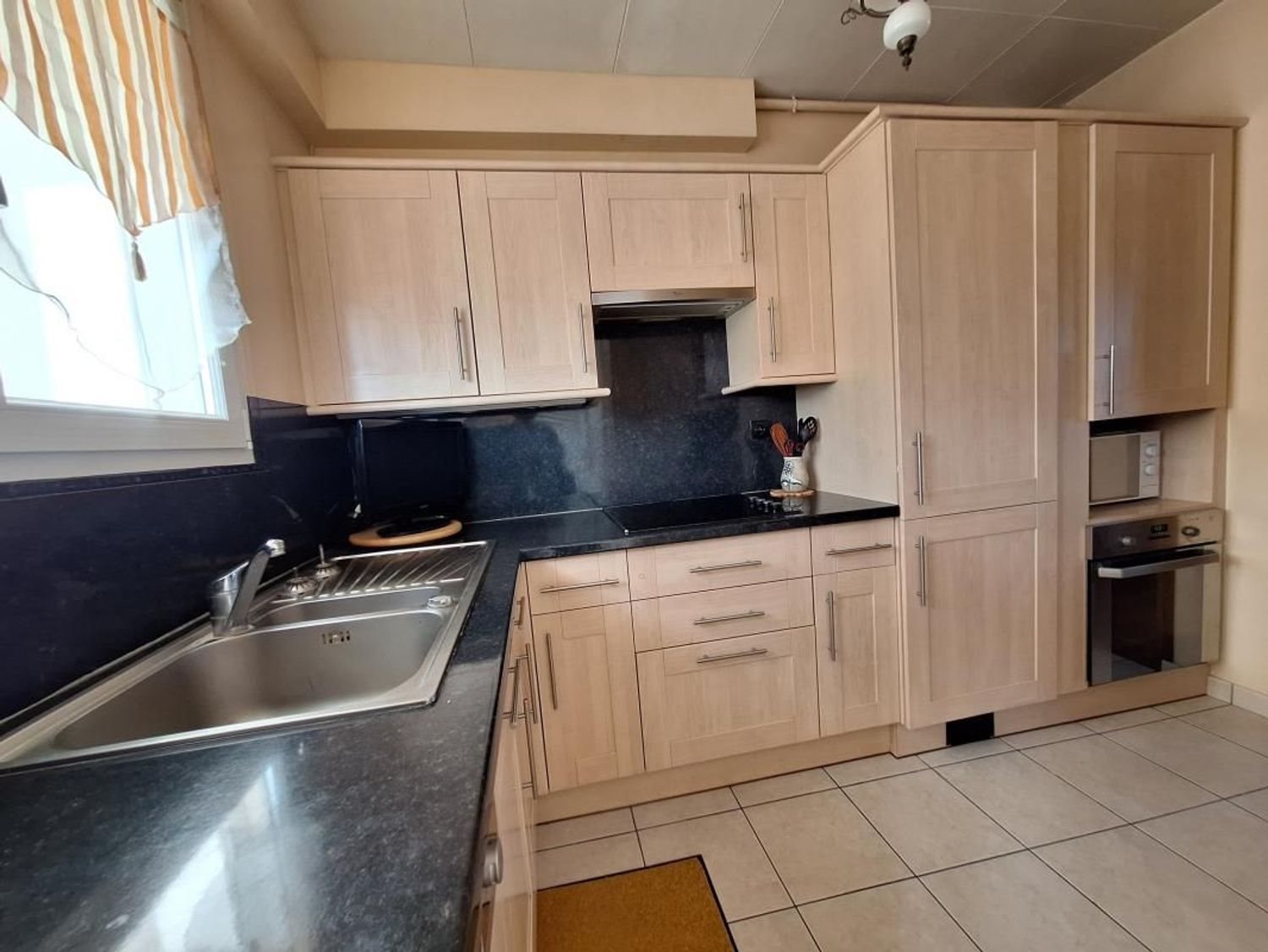 Appartement à vendre, 81m², Royan