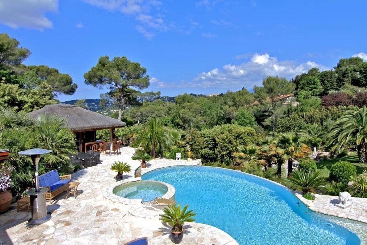Maison à louer, 393m², Mougins