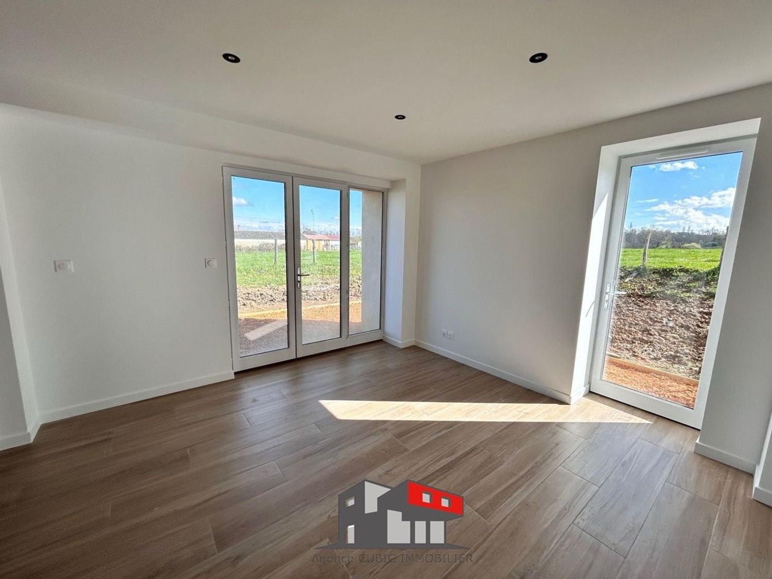 Maison à vendre, 73m², Arnas