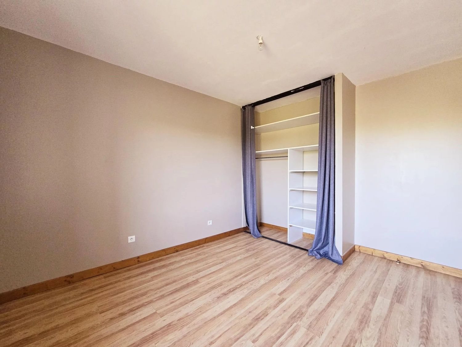 Appartement à louer, 30m², Belleville