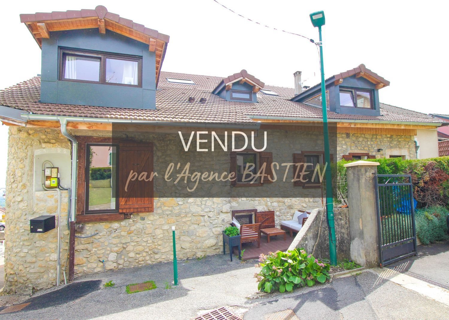 Maison à vendre, 108m², Gex