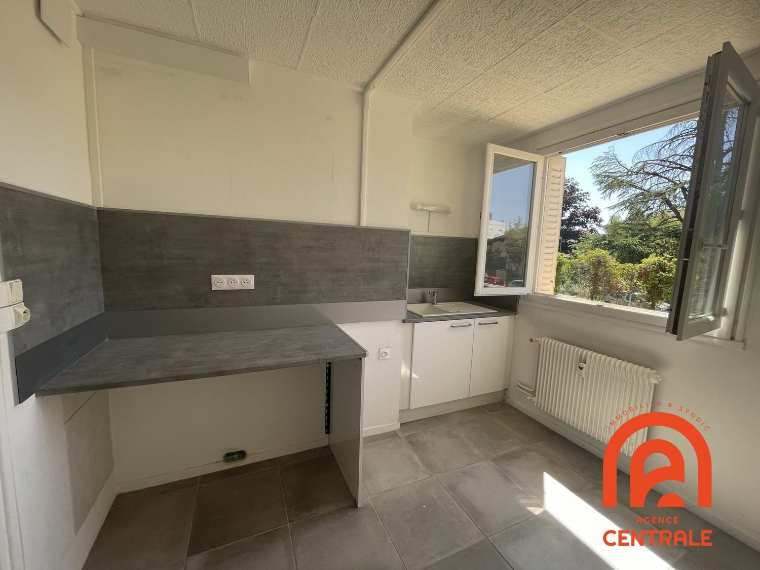 Appartement à louer, 52m², Décines-Charpieu