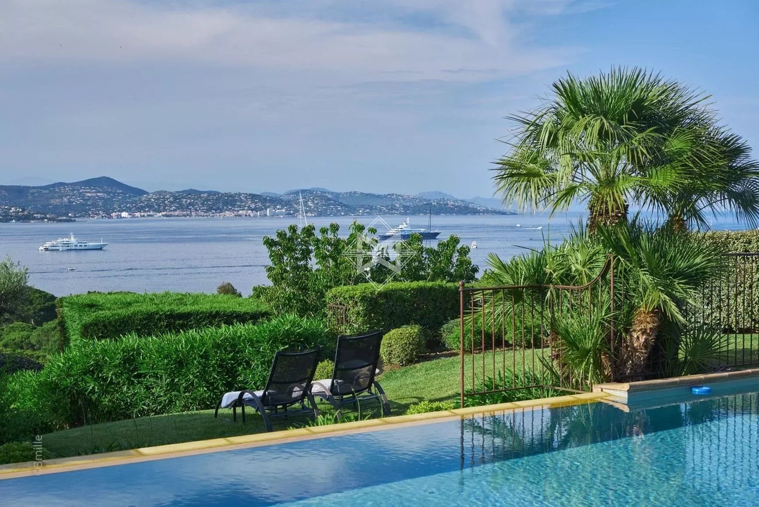 Maison à louer, 315m², Gassin