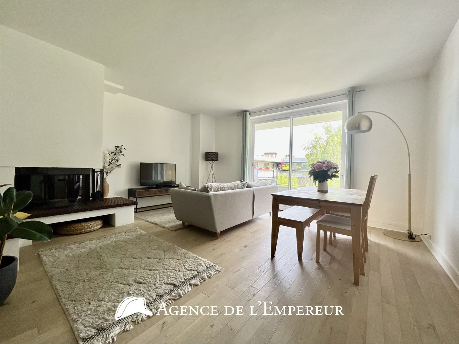 Appartement à louer, 104m², Nanterre