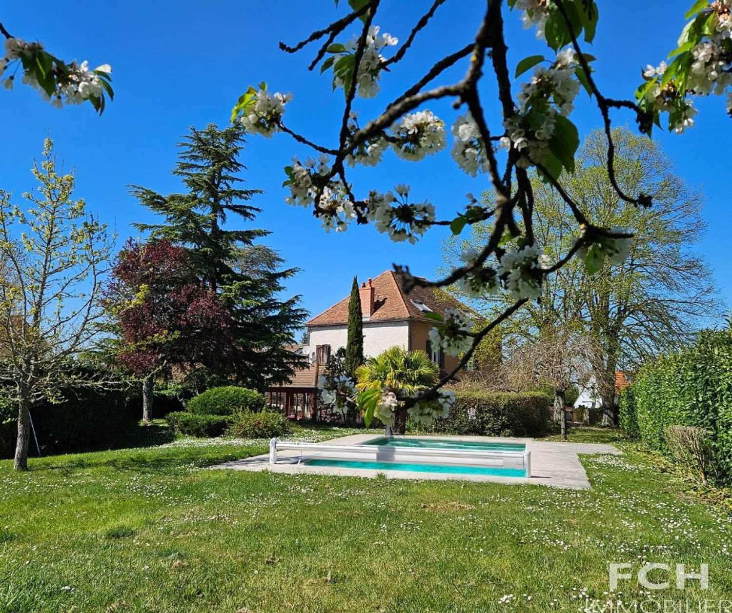Maison à vendre, 240m², Vendat
