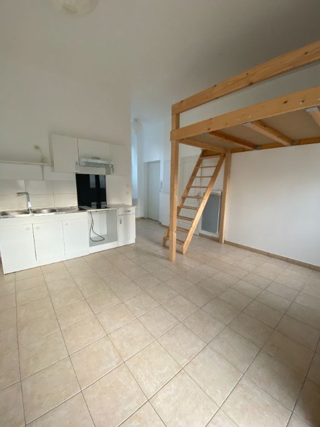 Appartement à louer, 28m², Ballainvilliers