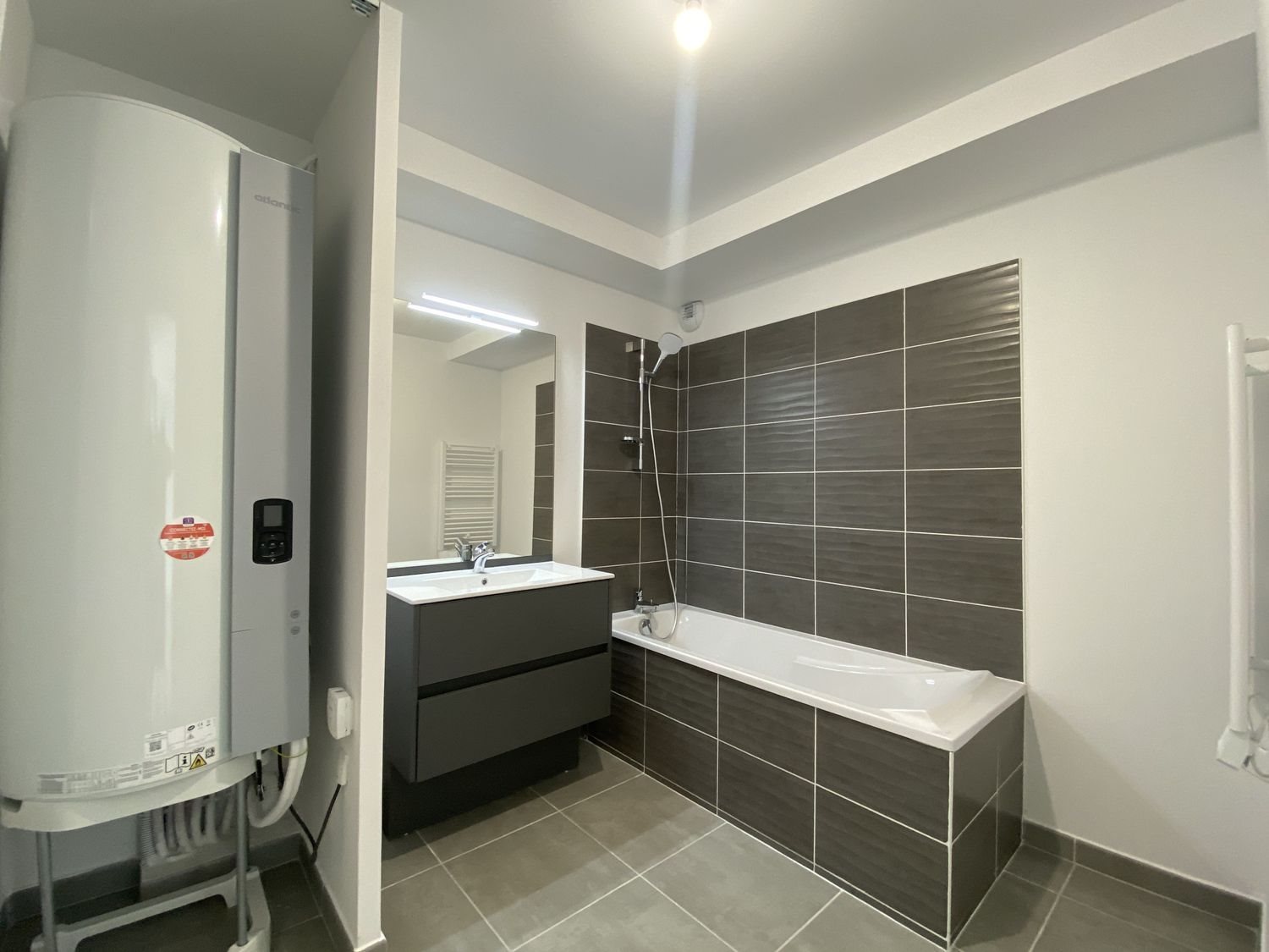 Appartement à louer, 45m², Vias