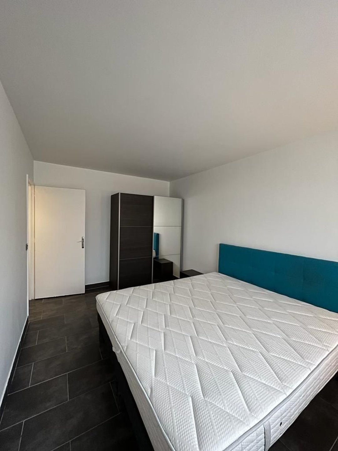 Appartement à louer, 120m², Courbevoie