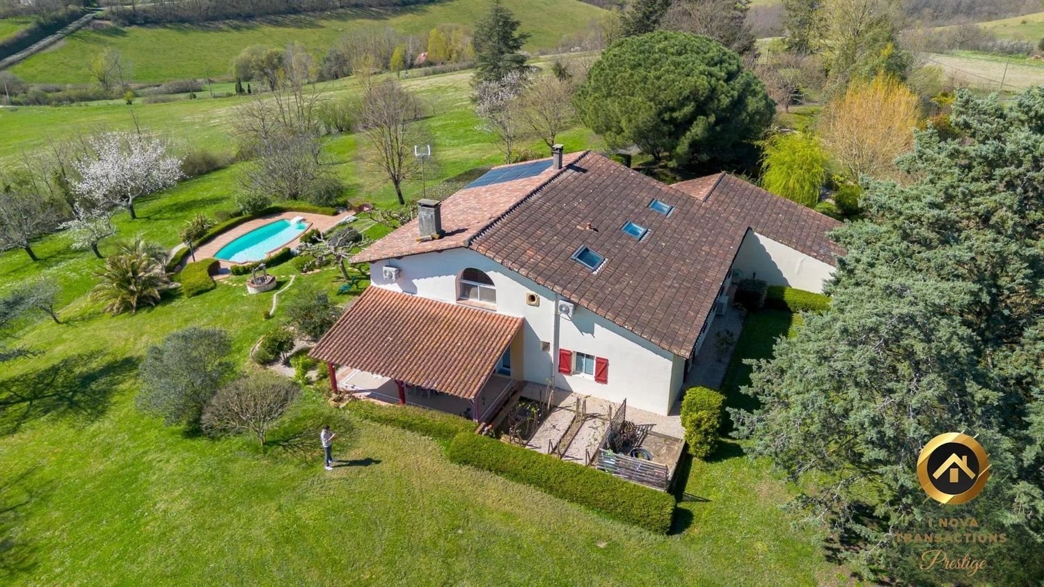 Maison à vendre, 294m², Montesquieu-Volvestre