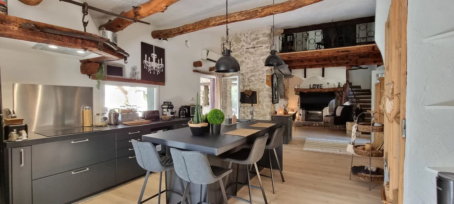 Maison à vendre, 238m², Lucéram