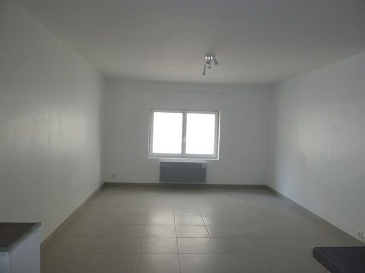 Appartement à louer, 59m², Saintes