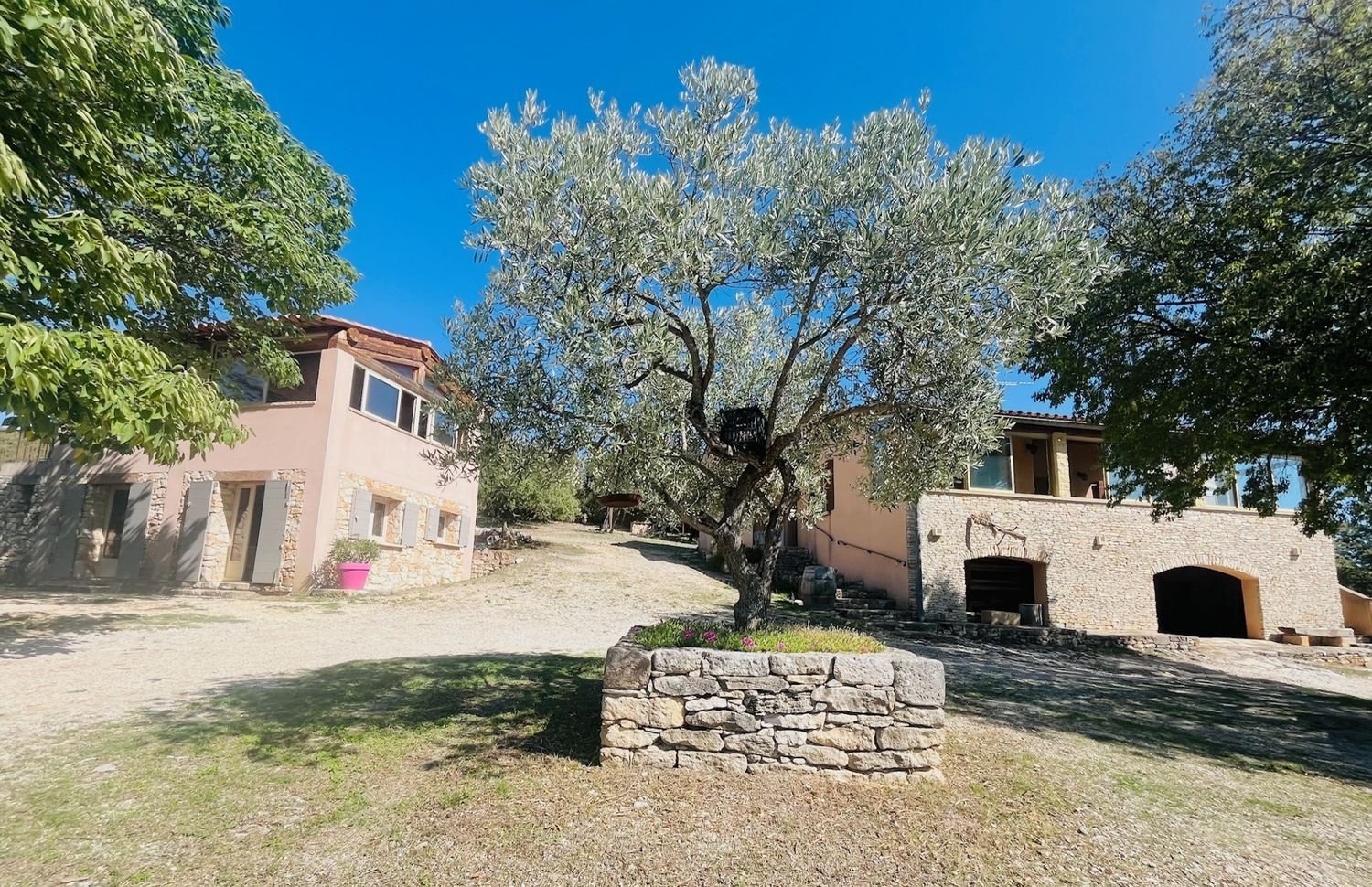 Maison à vendre, 170m², Saint-Saturnin-lès-Apt