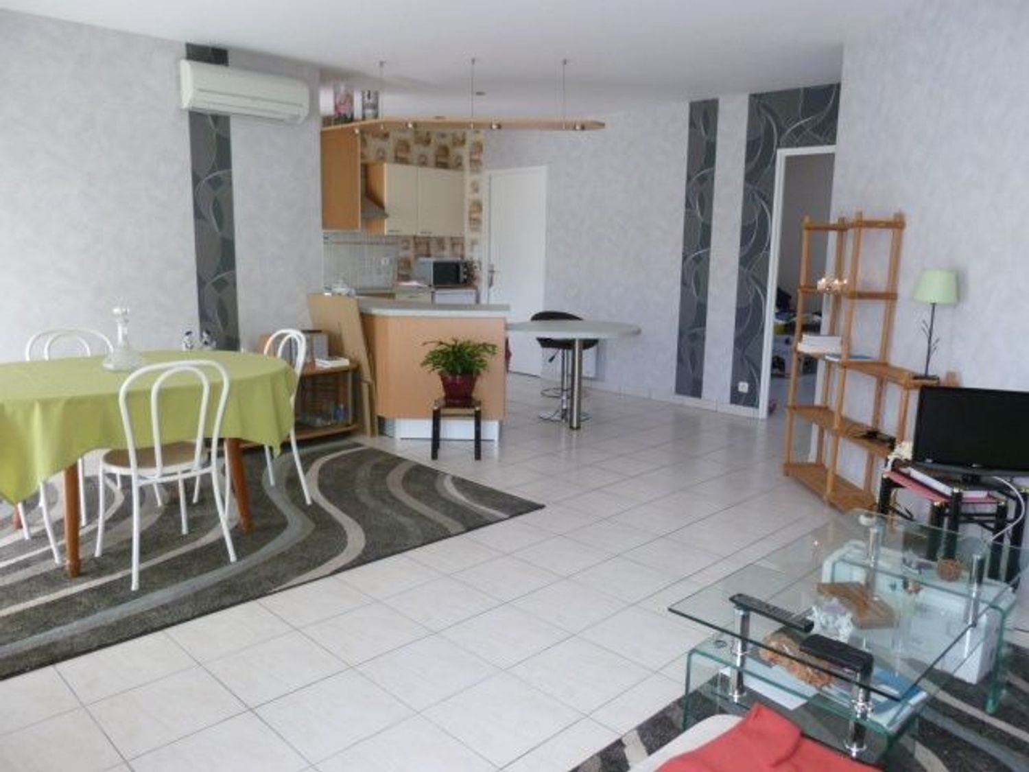 Maison à louer, 62m², Thénac