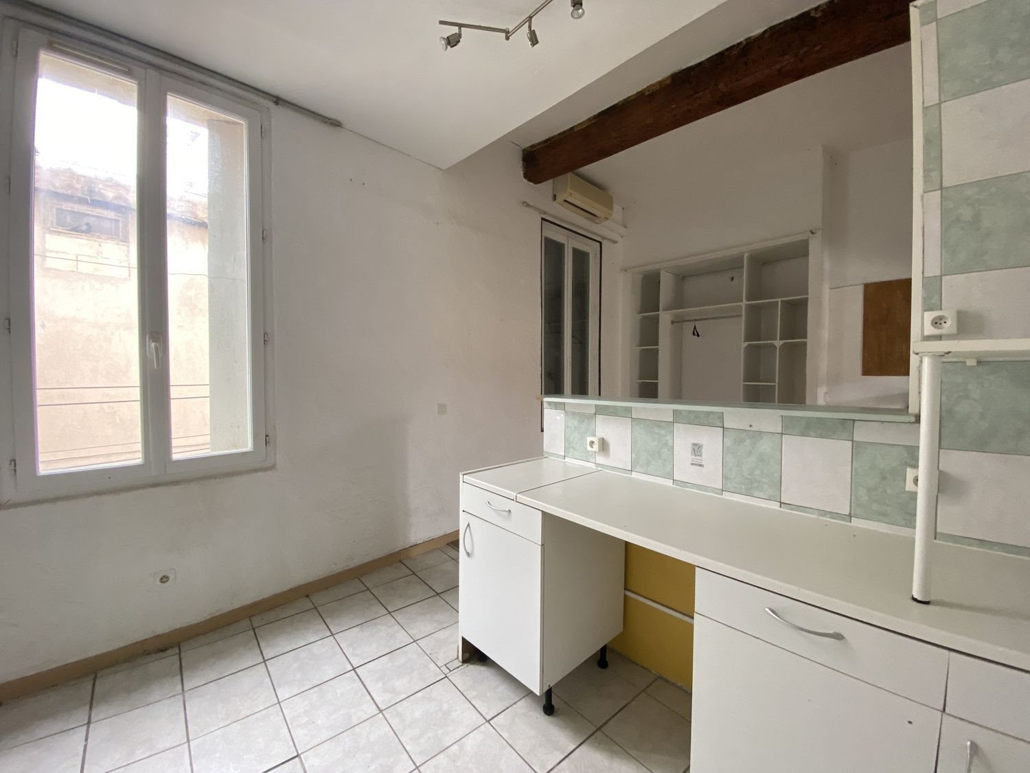 Appartement à vendre, 28m², Vias