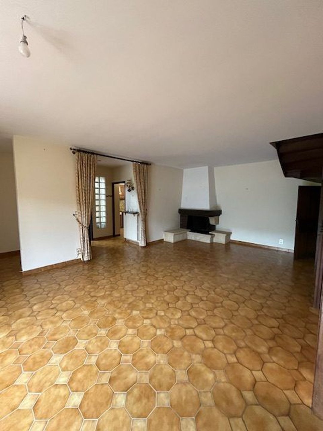 Maison à louer, 157m², Nyons
