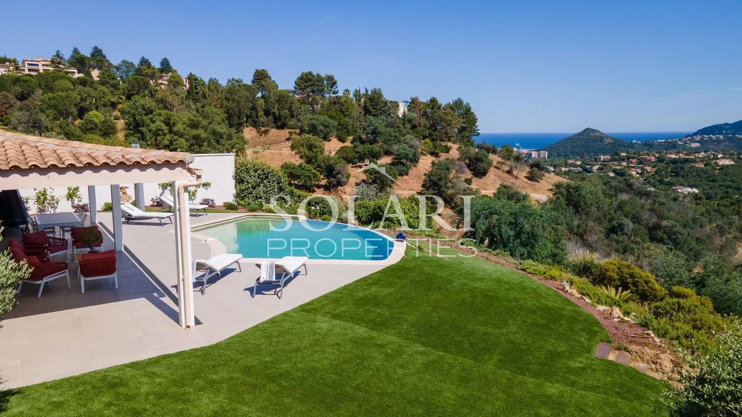 Maison à louer, 175m², Mandelieu-la-Napoule