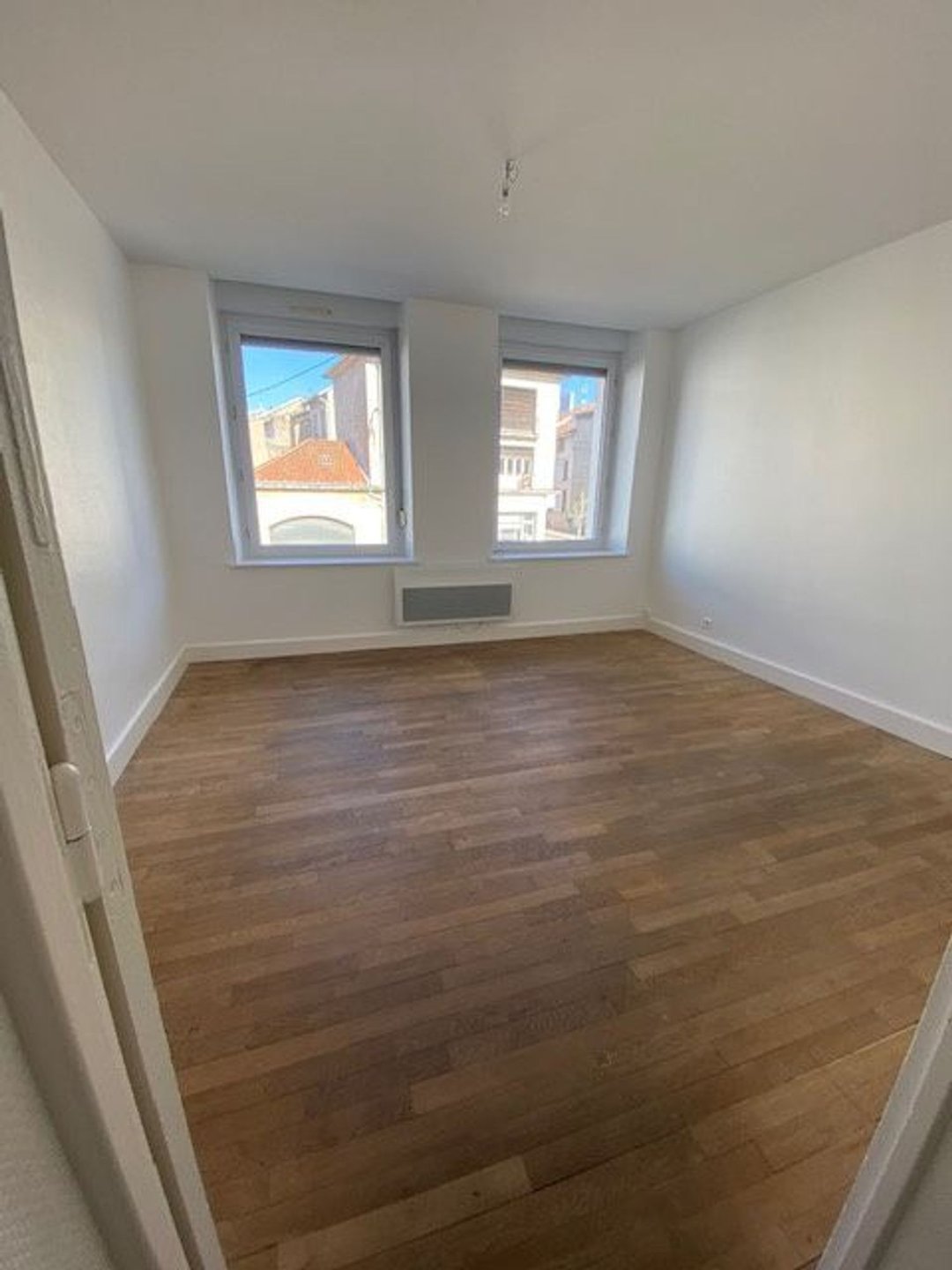 Appartement à louer, 84m², Charmes