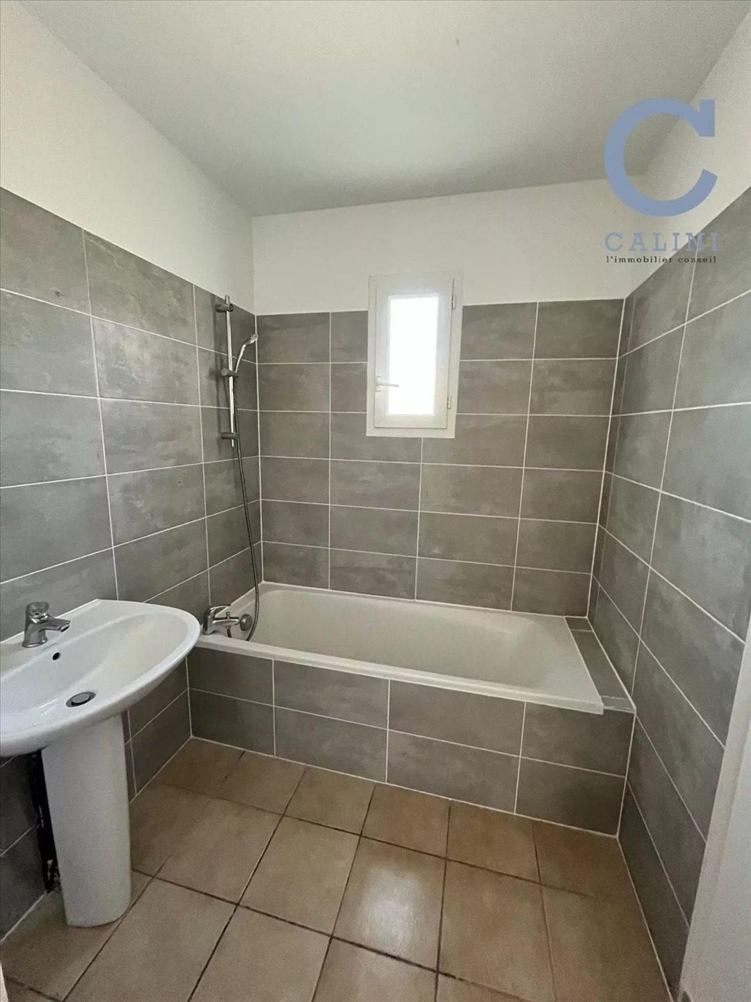 Maison à vendre, 84m², La Calmette