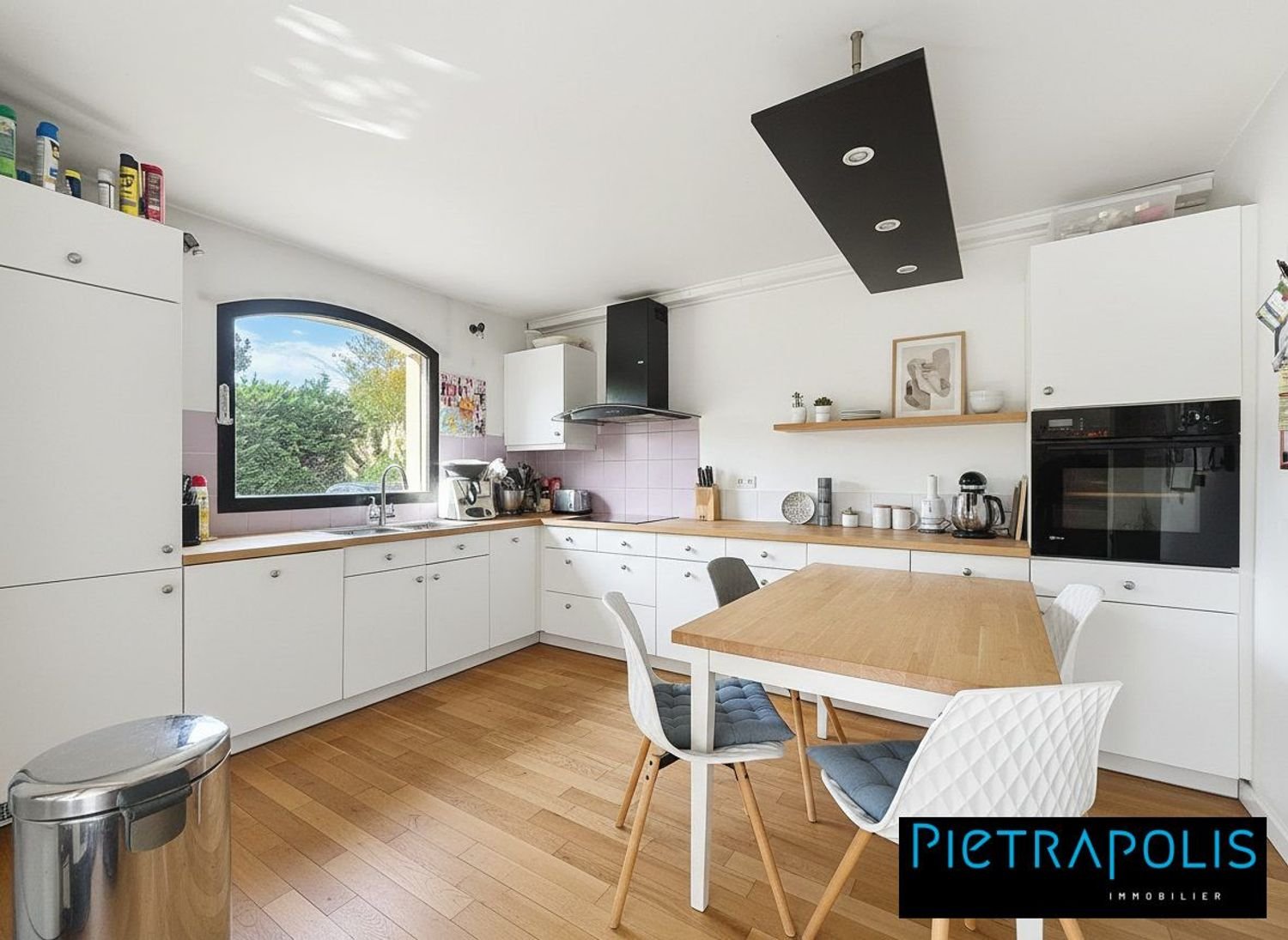 Maison à vendre, 143m², Cailloux-sur-Fontaines