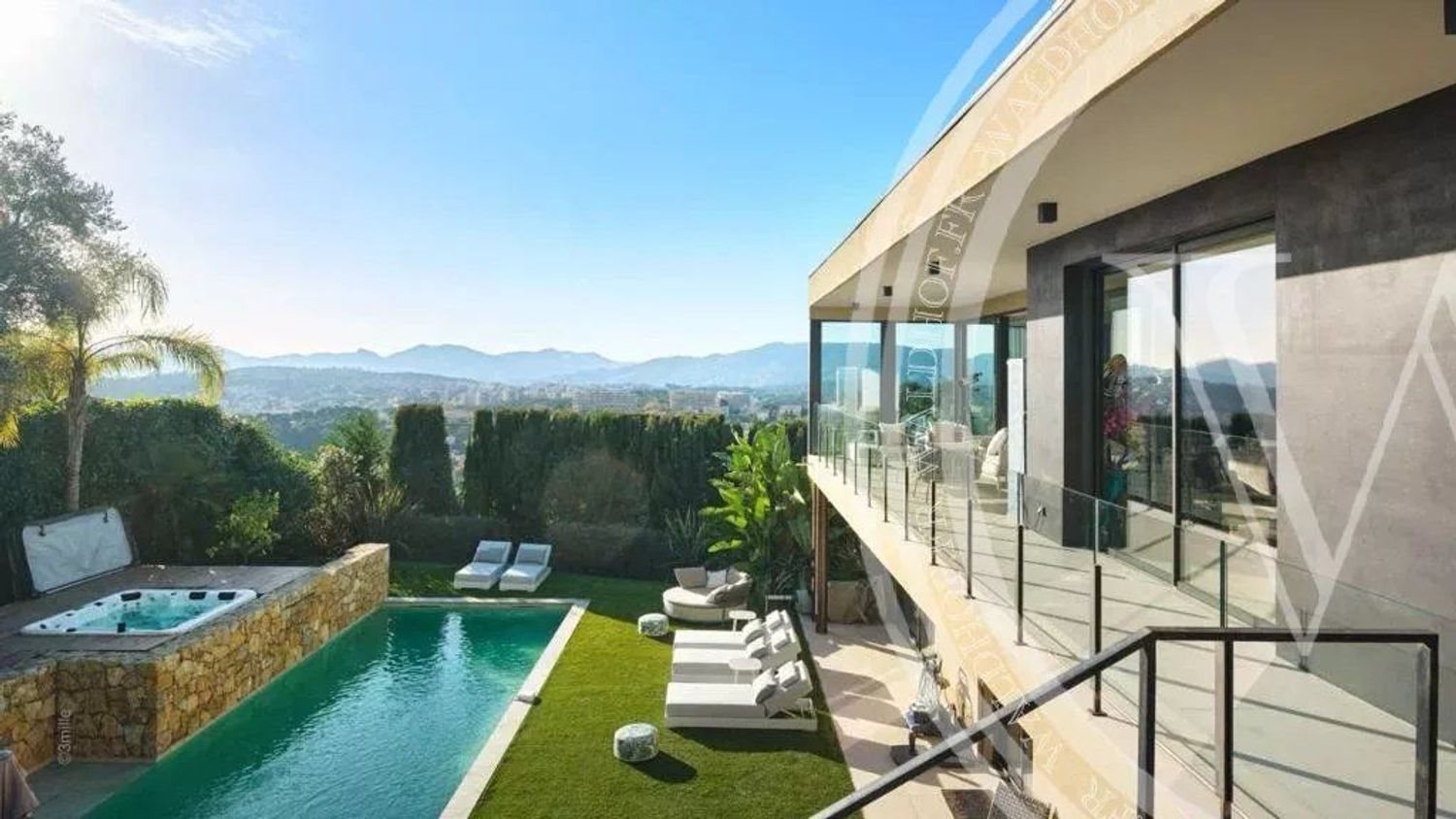 Maison à louer, 320m², Cannes