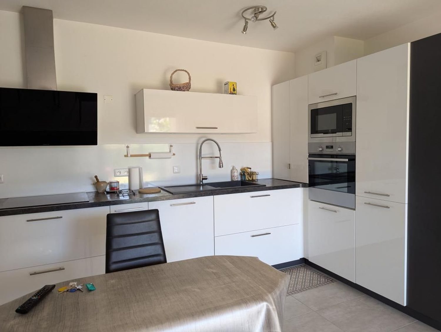 Appartement à vendre, 65m², Royan