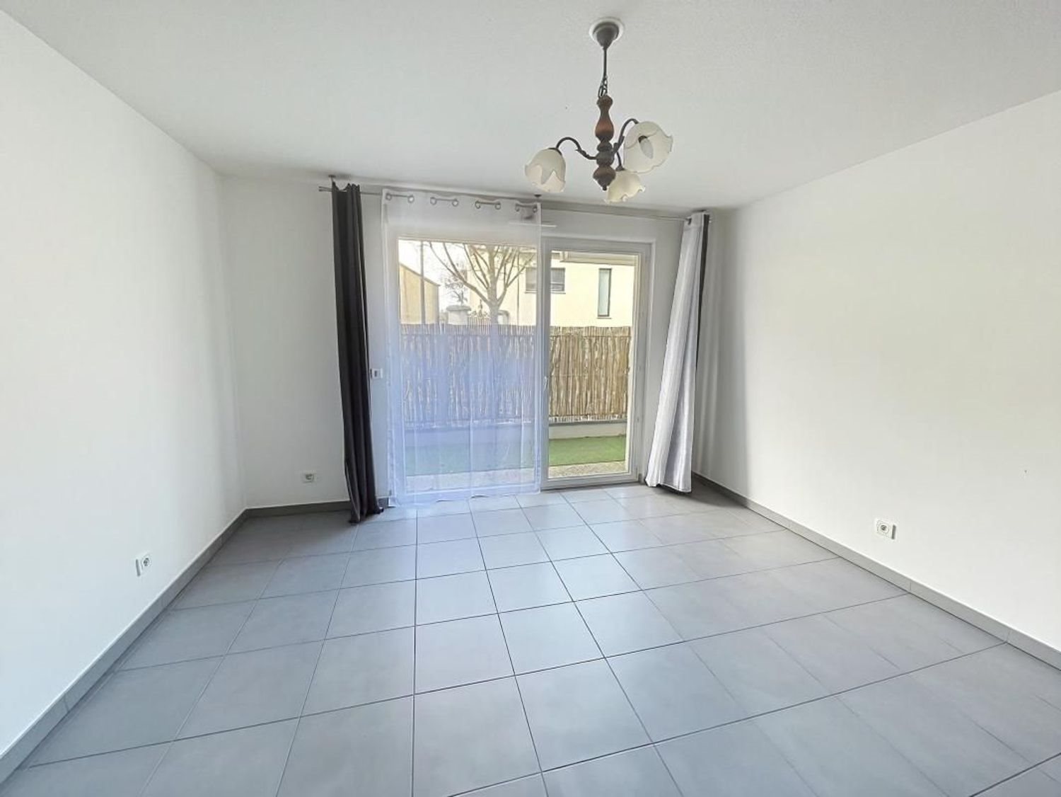 Appartement à vendre, 45m², Sathonay-Camp