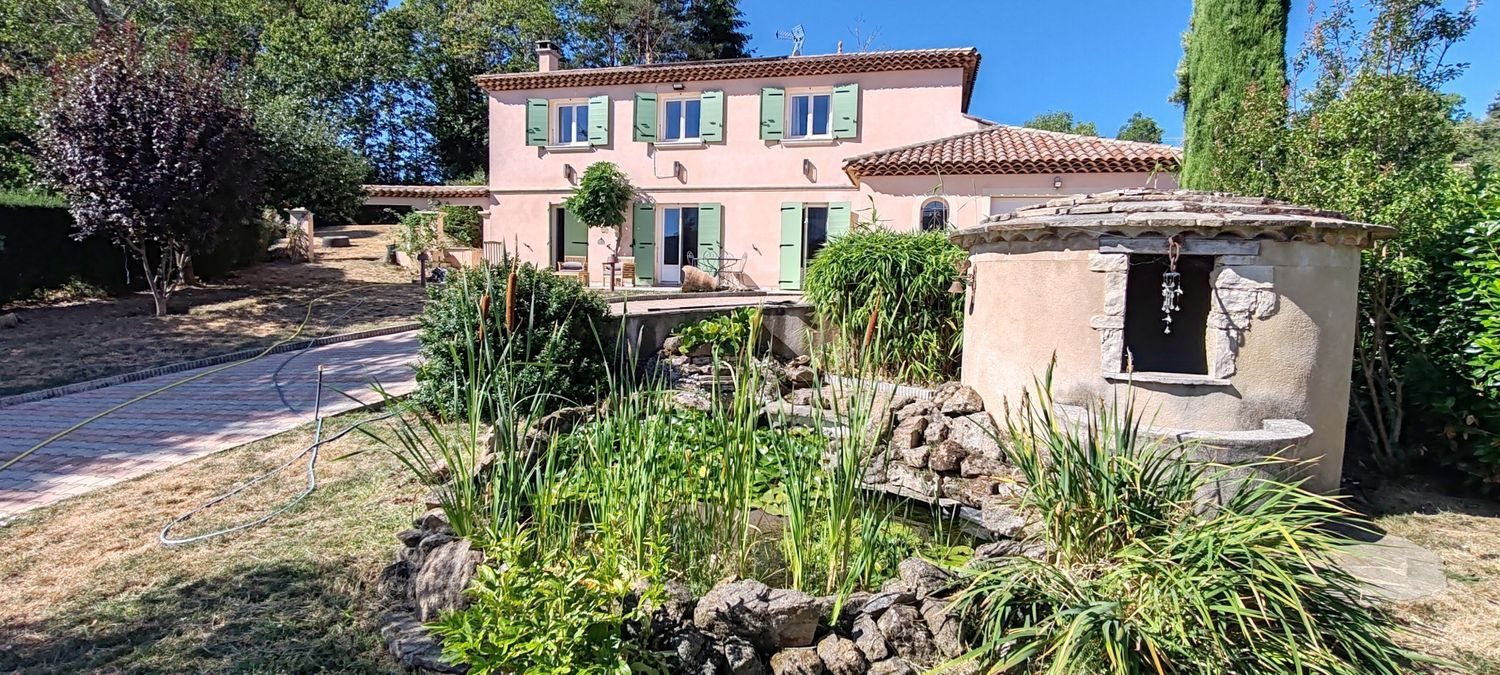 Maison à vendre, 137m², Désaignes