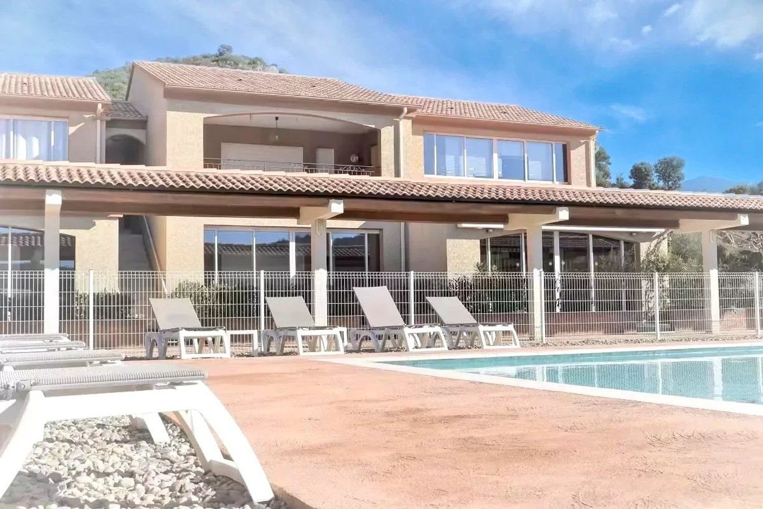 Appartement à louer, 64m², Oletta