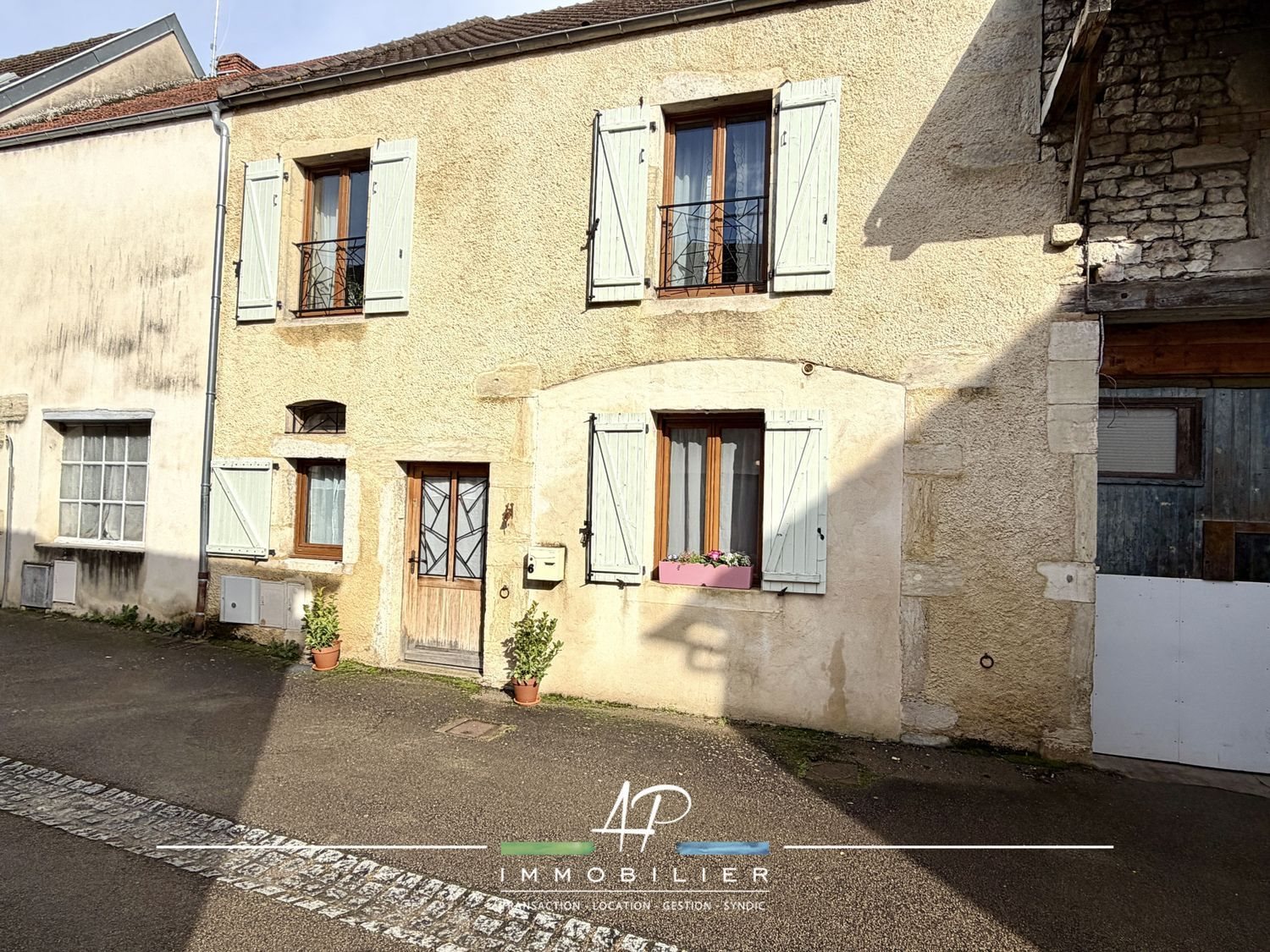 Maison à vendre, 121m², Mirebeau-sur-Bèze
