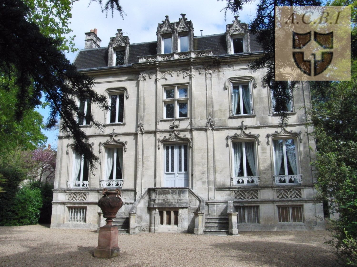 Maison à vendre, 290m², Saint-Ouen
