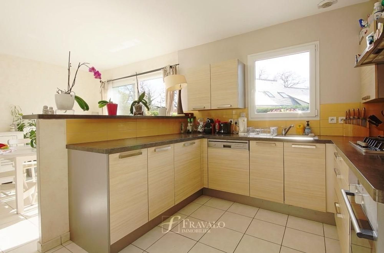 Maison à vendre, 114m², Plougoumelen