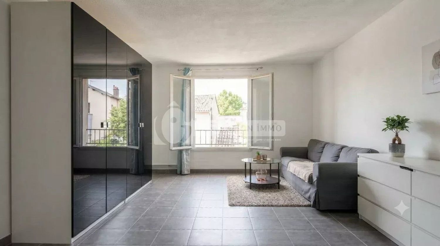 Appartement à louer, 42m², Saint-Rémy-de-Provence