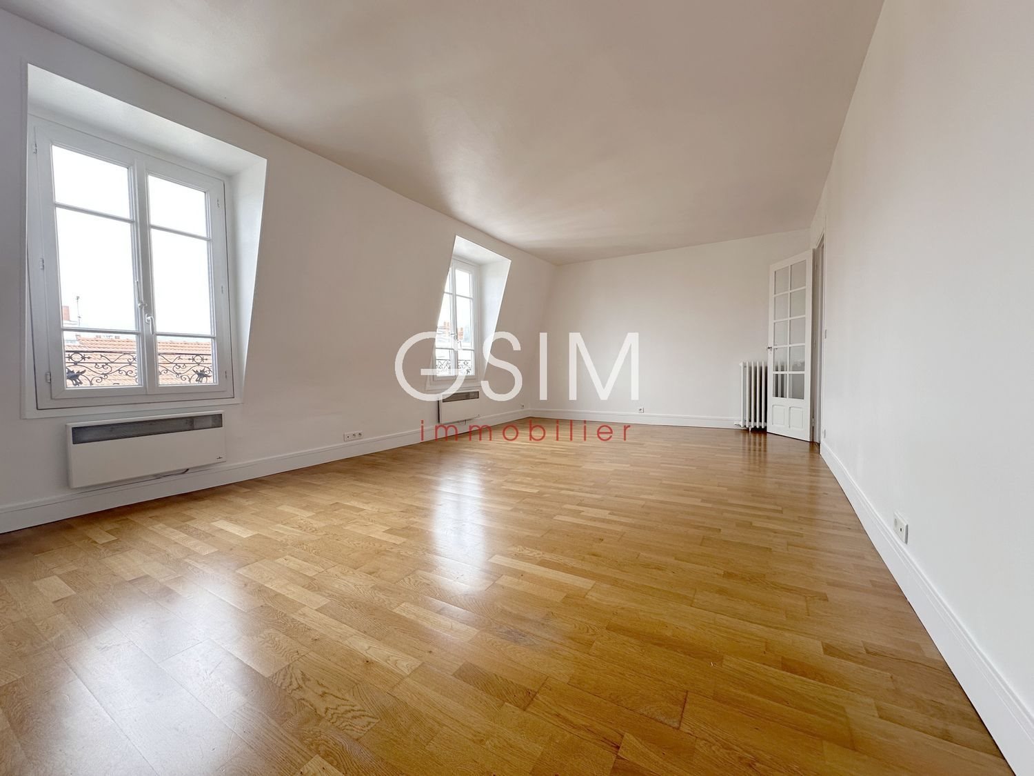 Appartement à louer, 84m², Courbevoie